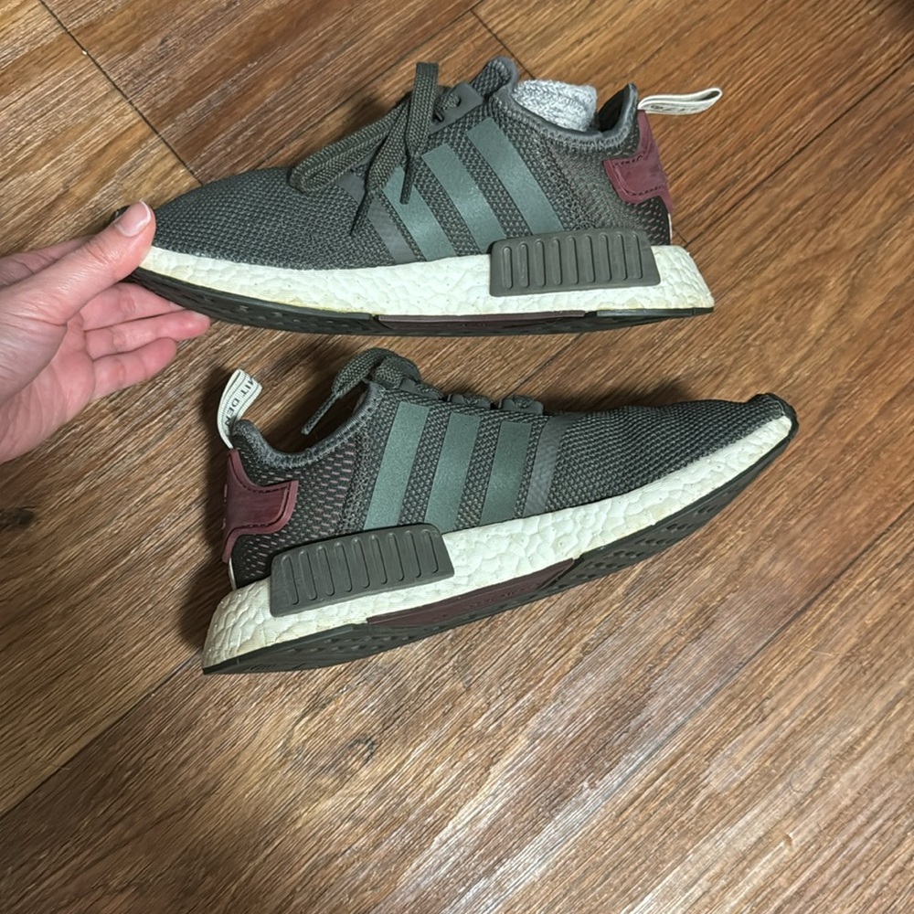 2016 Adidas NMD R1 Olive Maroon Women’s 6.5 Boost
